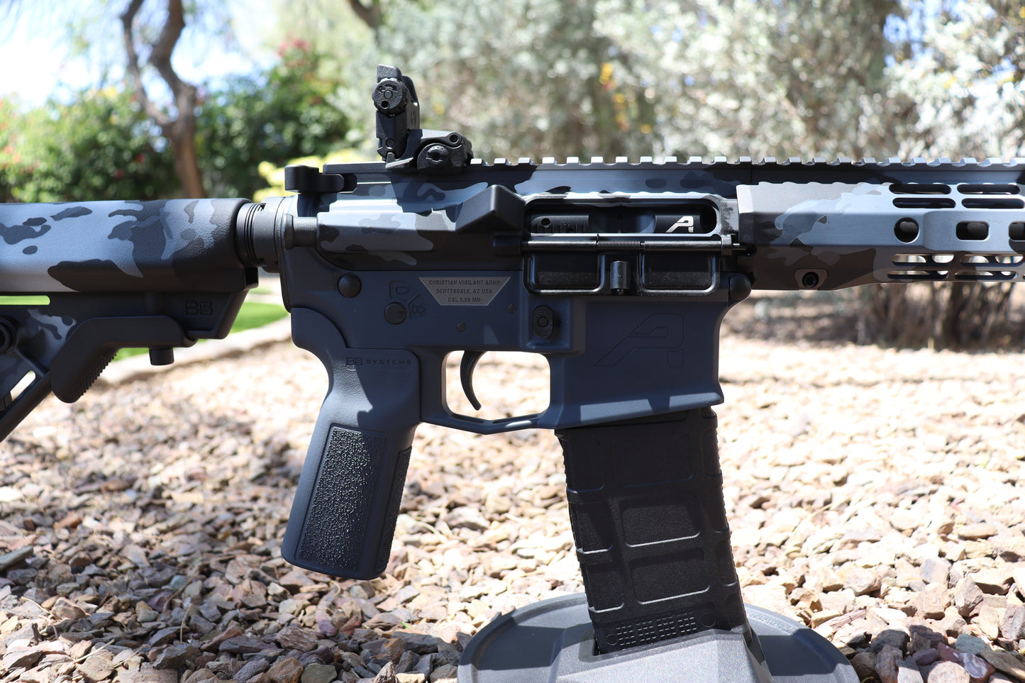Base Armory Weapon-Urban Arctic & Hard Case (Assembled) - SCRATCH & DENT